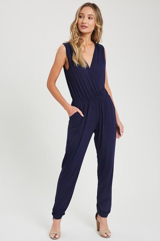 Open-back vacation jump suit (flowy) | Dress | Whizz – Whizz